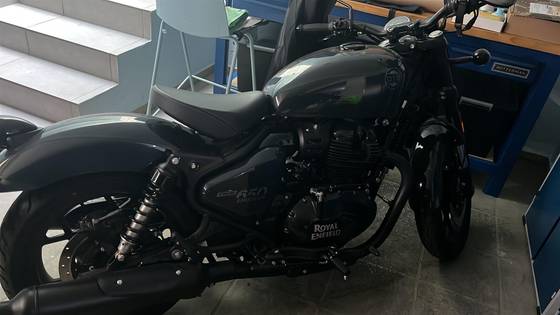 ROYAL ENFIELD SHOTGUN 650 SHEET METAL GREY 